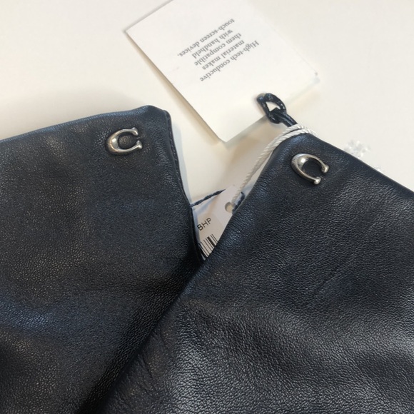 Coach Solid Midnight Navy Leather Tech Gloves, Size 6.5, NWT! - Picture 3 of 8